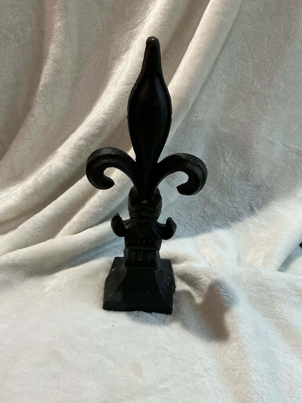 Vintage Black Cast Iron Fleur De Lis Design Finial Ornate Post Cap Decor